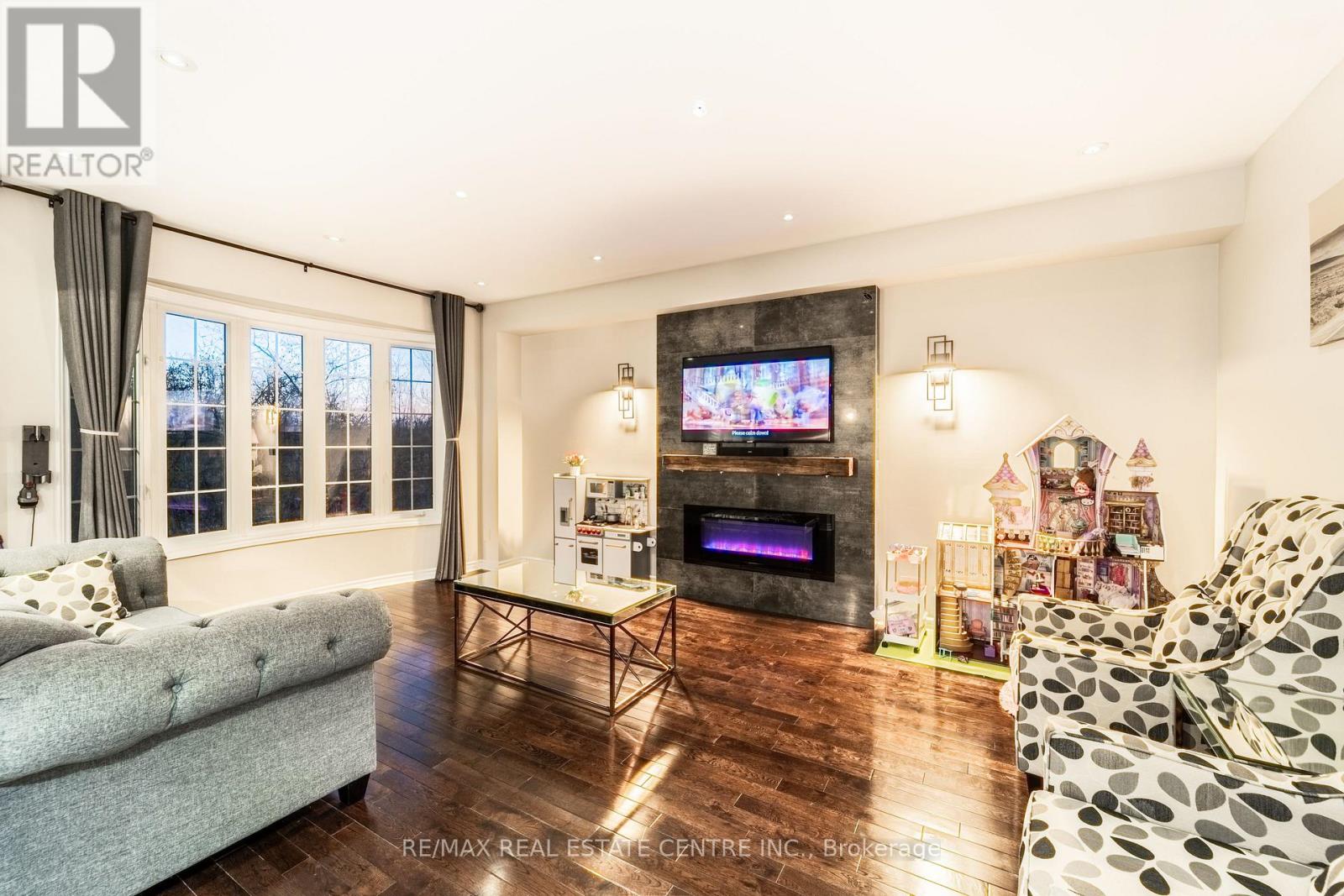 67 Gorevale Drive, Brampton, Ontario  L6P 2H2 - Photo 14 - W13044090