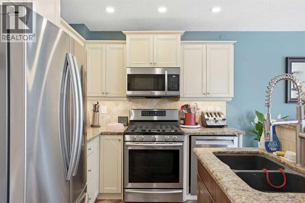 161 Douglas Glen Heath Se, Calgary, Alberta  T2Z 2N1 - Photo 5 - A2303449