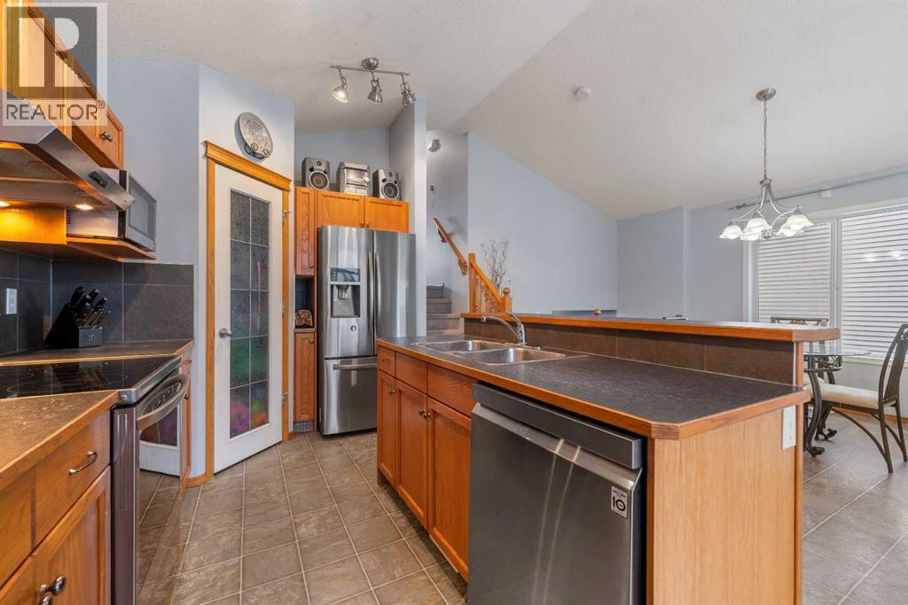 46 Cranberry Green Se, Calgary, Alberta  T3M 1L4 - Photo 17 - A2304574