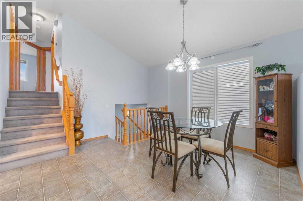 46 Cranberry Green Se, Calgary, Alberta  T3M 1L4 - Photo 13 - A2304574