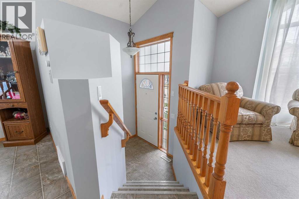 46 Cranberry Green Se, Calgary, Alberta  T3M 1L4 - Photo 6 - A2304574