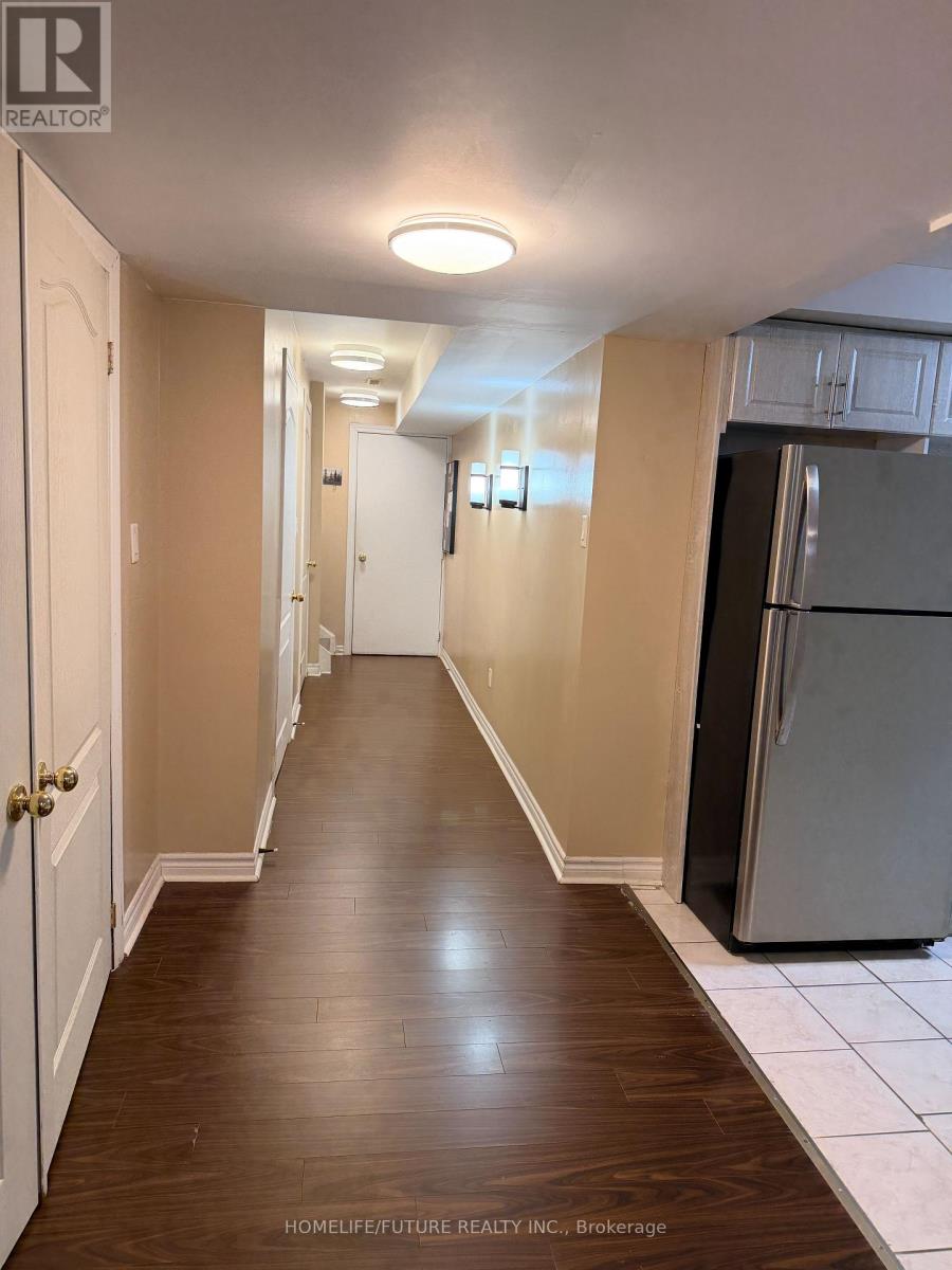 Bsmt - 22 Gamson Crescent, Brampton, Ontario  L6R 0V8 - Photo 10 - W13046098