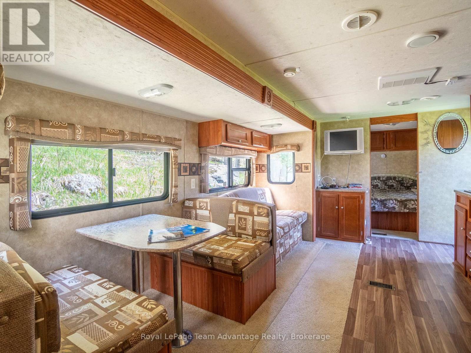 27 Burnside Bridge Road, Mcdougall, Ontario  P2A 2W9 - Photo 4 - X12721810