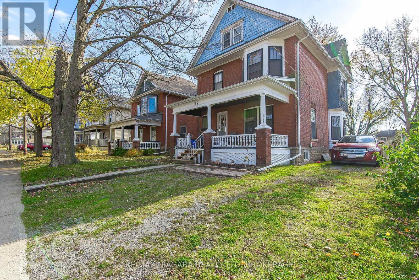 135 Young Street, Welland, Ontario  L3B 4C7 - Photo 3 - X13046890