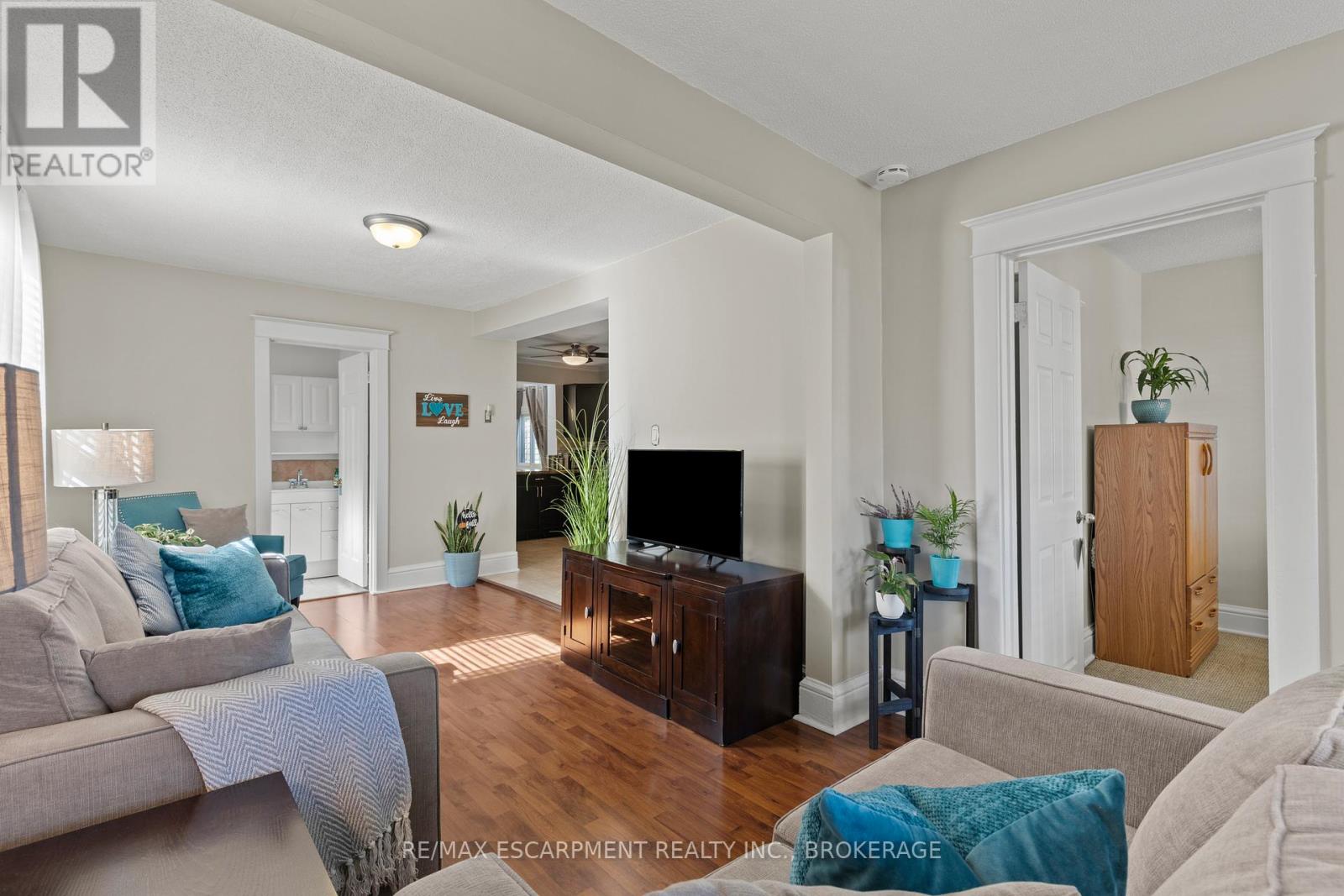 25 Mckinstry Street, Hamilton, Ontario  L8L 6C2 - Photo 7 - X13046938