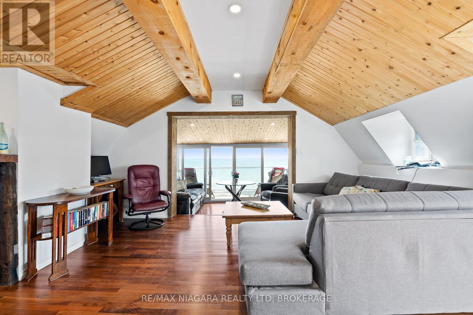 105 Lighthouse Drive, Haldimand, Ontario  N1A 2W6 - Photo 11 - X13046984