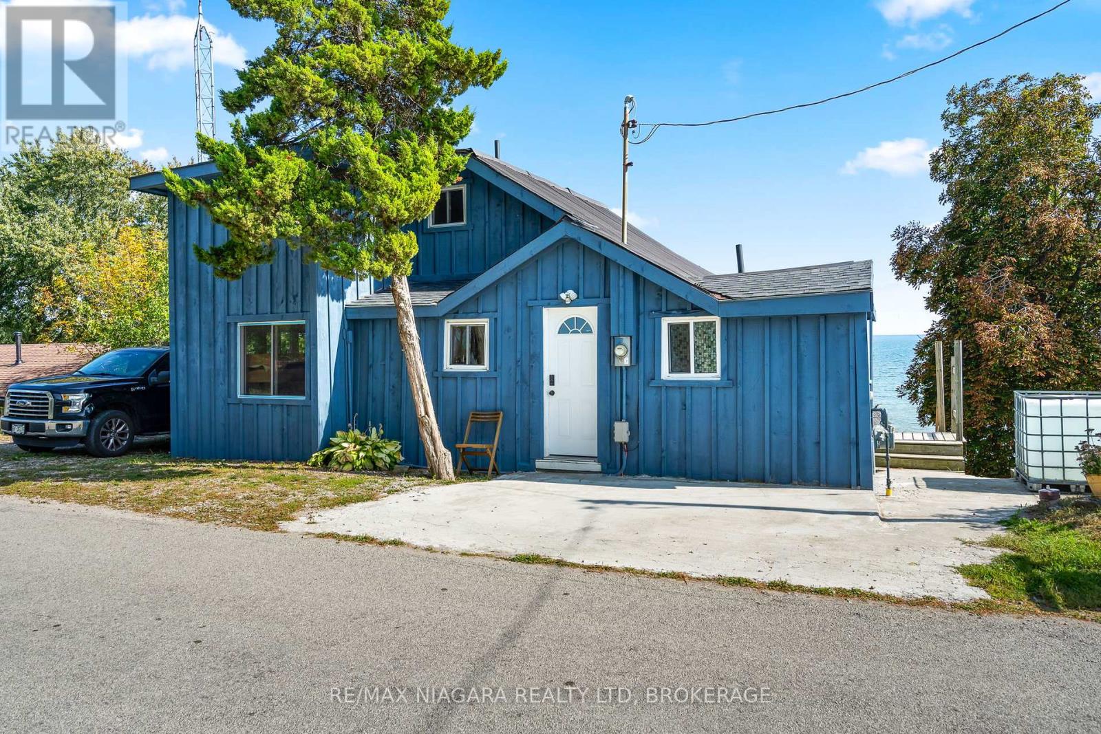 105 Lighthouse Drive, Haldimand, Ontario  N1A 2W6 - Photo 2 - X13046984