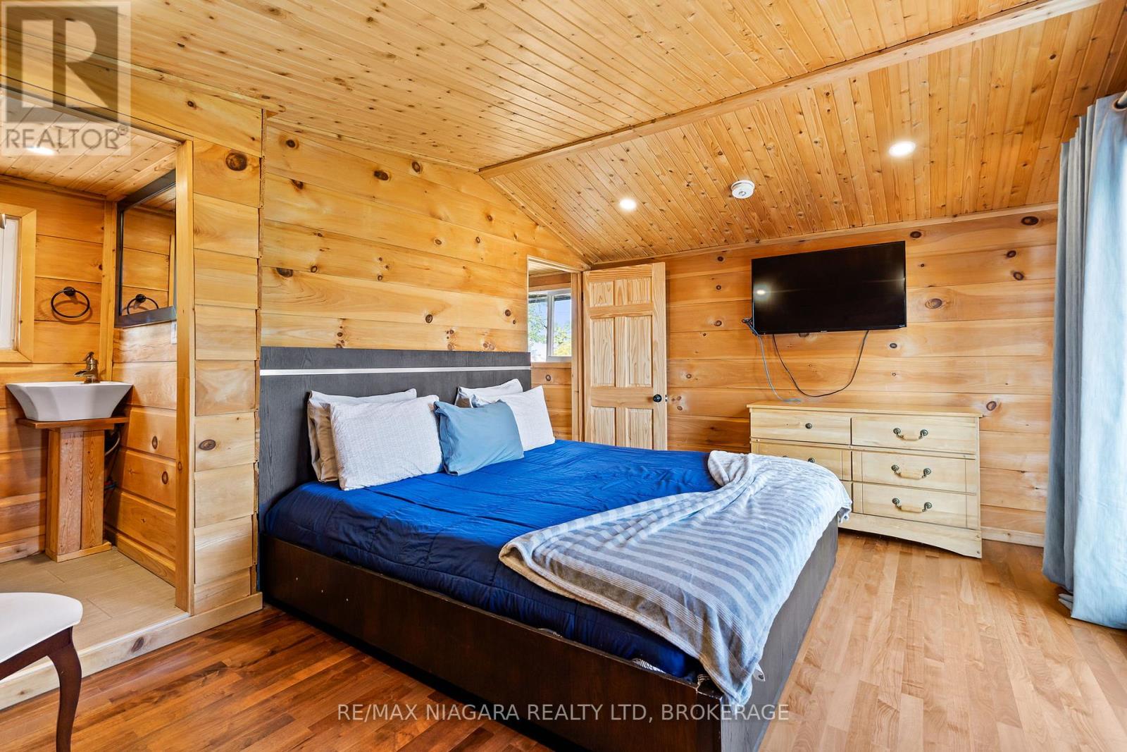 105 Lighthouse Drive, Haldimand, Ontario  N1A 2W6 - Photo 21 - X13046984