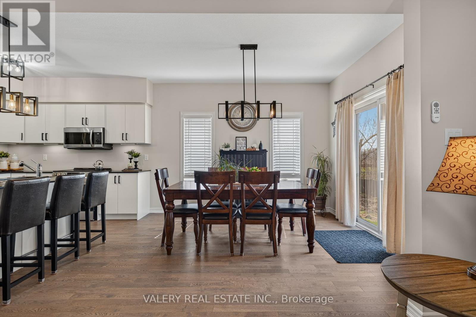 109 Ballantyne Avenue, North Perth, Ontario  N0G 1B0 - Photo 15 - X13046420