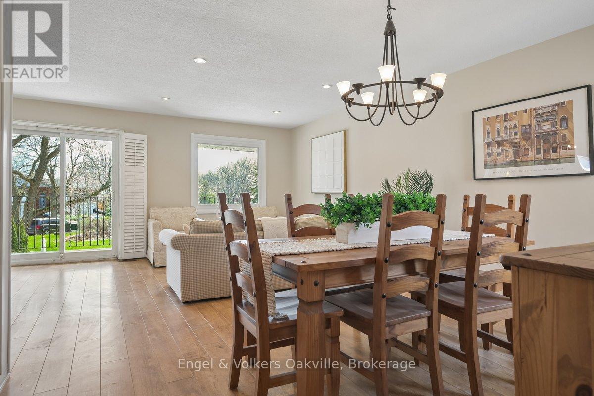 1223 Hudson Place, Oakville, Ontario  L6H 2W2 - Photo 12 - W13046976