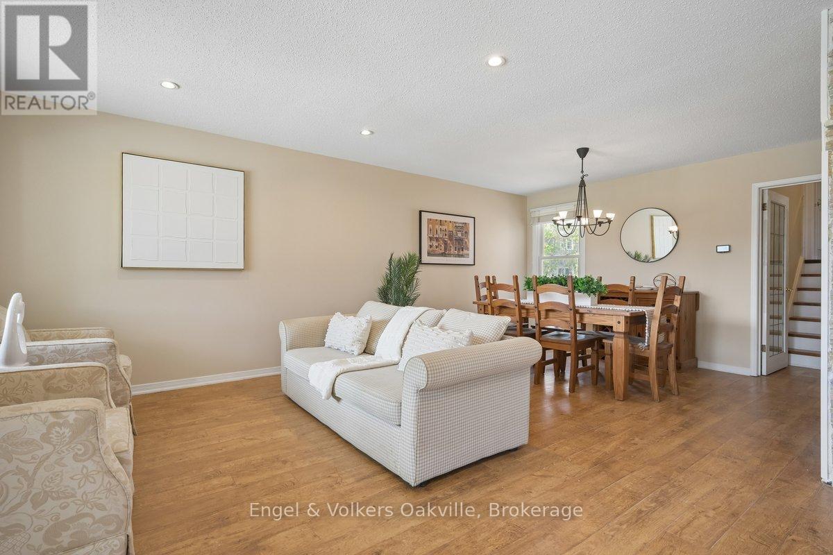 1223 Hudson Place, Oakville, Ontario  L6H 2W2 - Photo 18 - W13046976