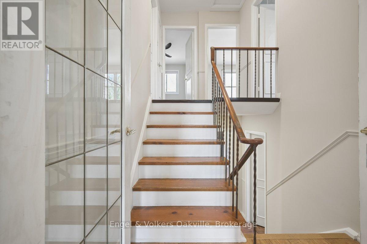 1223 Hudson Place, Oakville, Ontario  L6H 2W2 - Photo 22 - W13046976