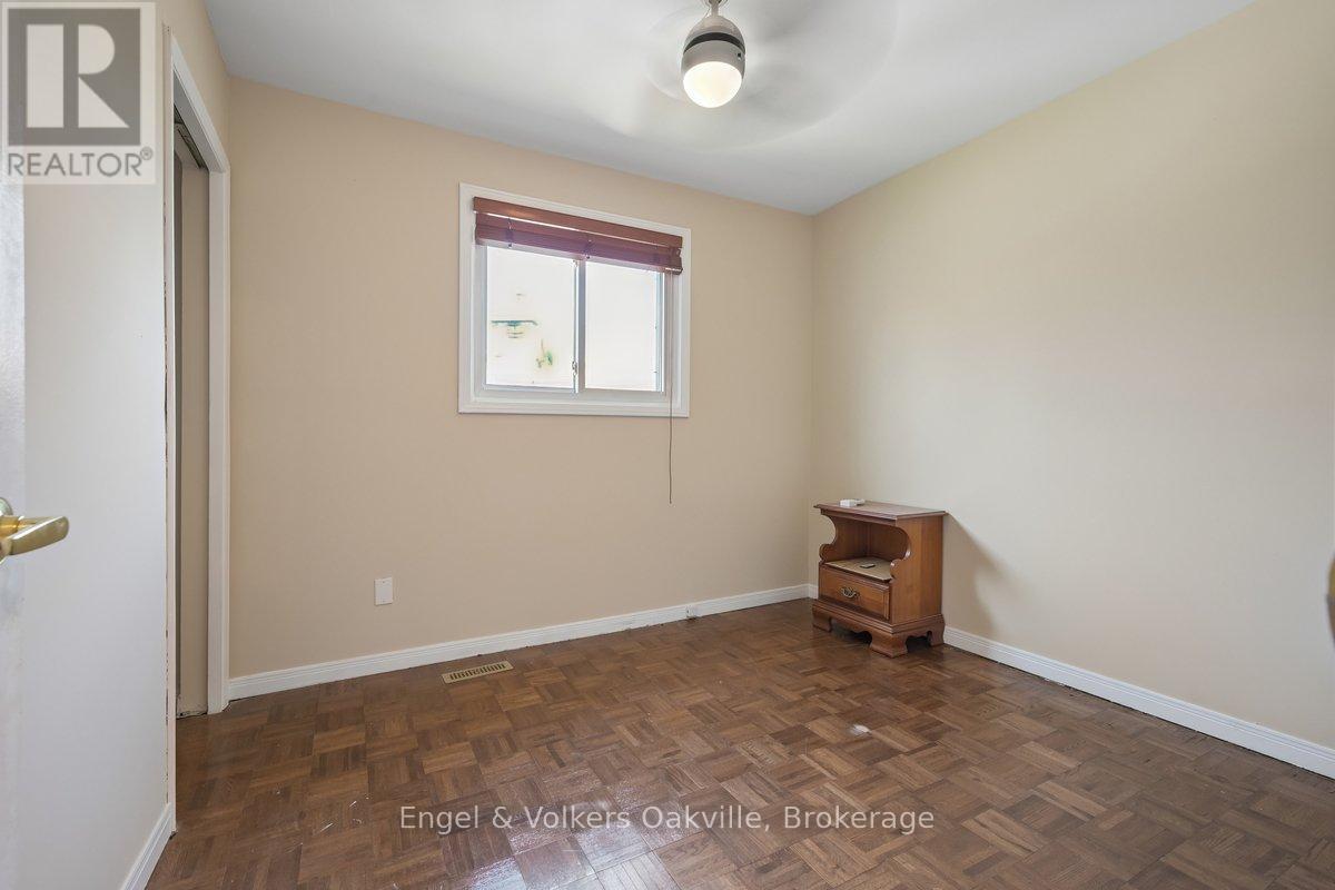 1223 Hudson Place, Oakville, Ontario  L6H 2W2 - Photo 25 - W13046976