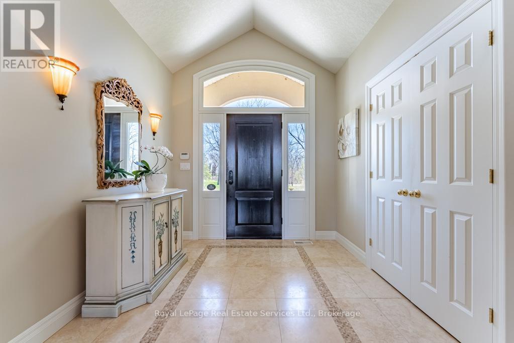 365 Robinson Road, Brant, Ontario  N3T 0L7 - Photo 12 - X13046860