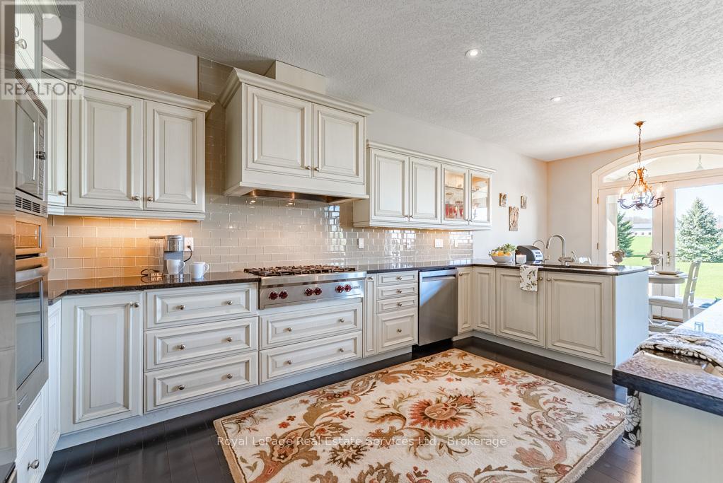 365 Robinson Road, Brant, Ontario  N3T 0L7 - Photo 17 - X13046860