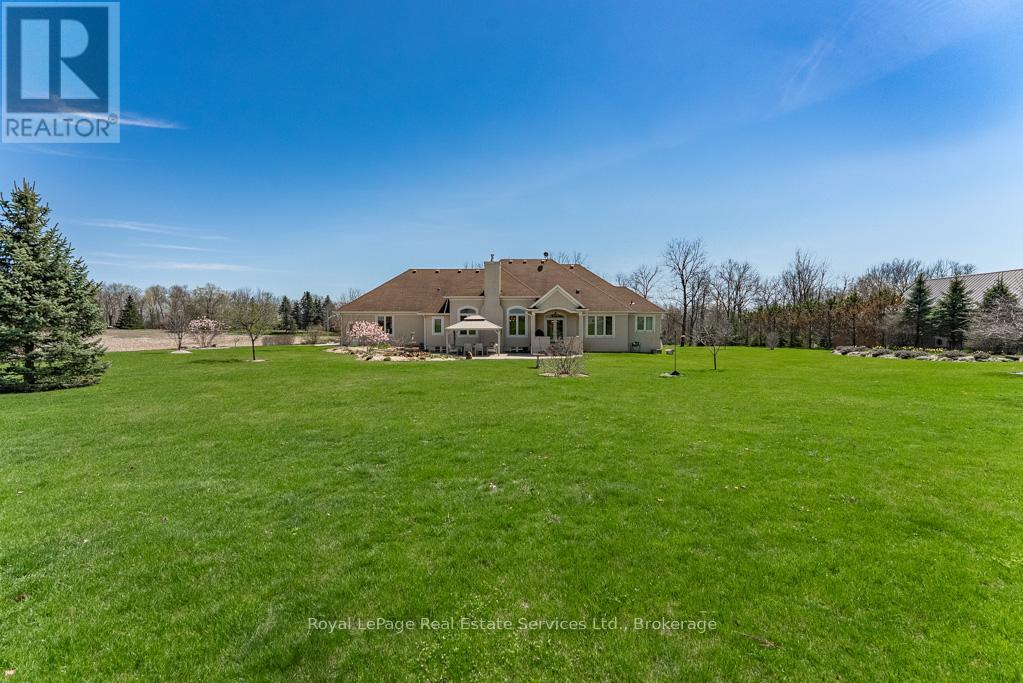 365 Robinson Road, Brant, Ontario  N3T 0L7 - Photo 8 - X13046860