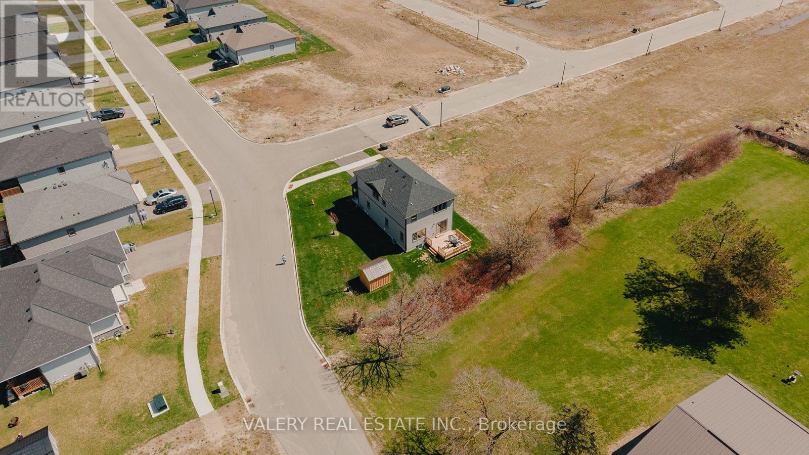 109 Ballantyne Avenue, North Perth, Ontario  N0G 1B0 - Photo 32 - X13046420