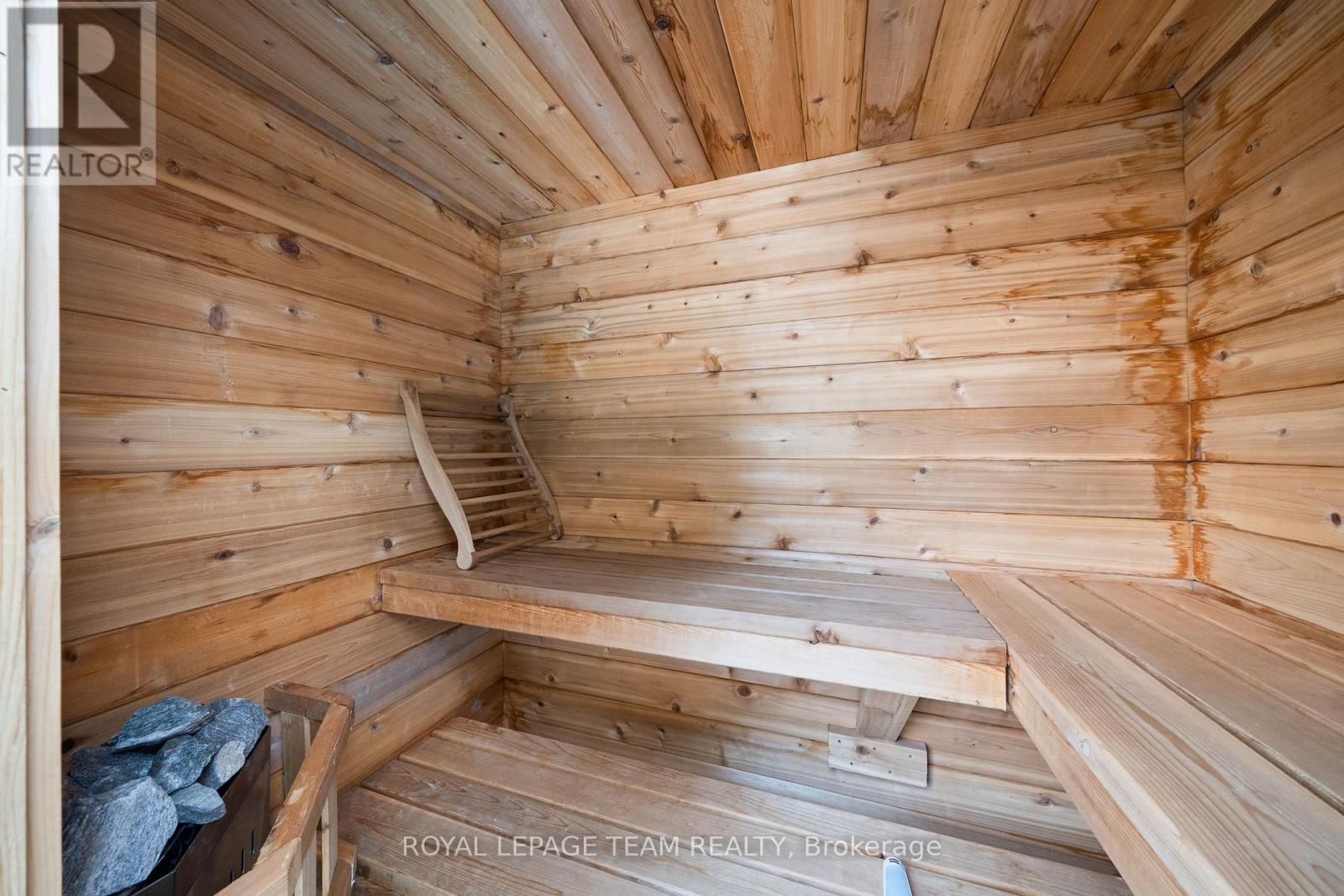 76 Hansen Avenue, Ottawa, Ontario  K2K 2L7 - Photo 49 - X12854320