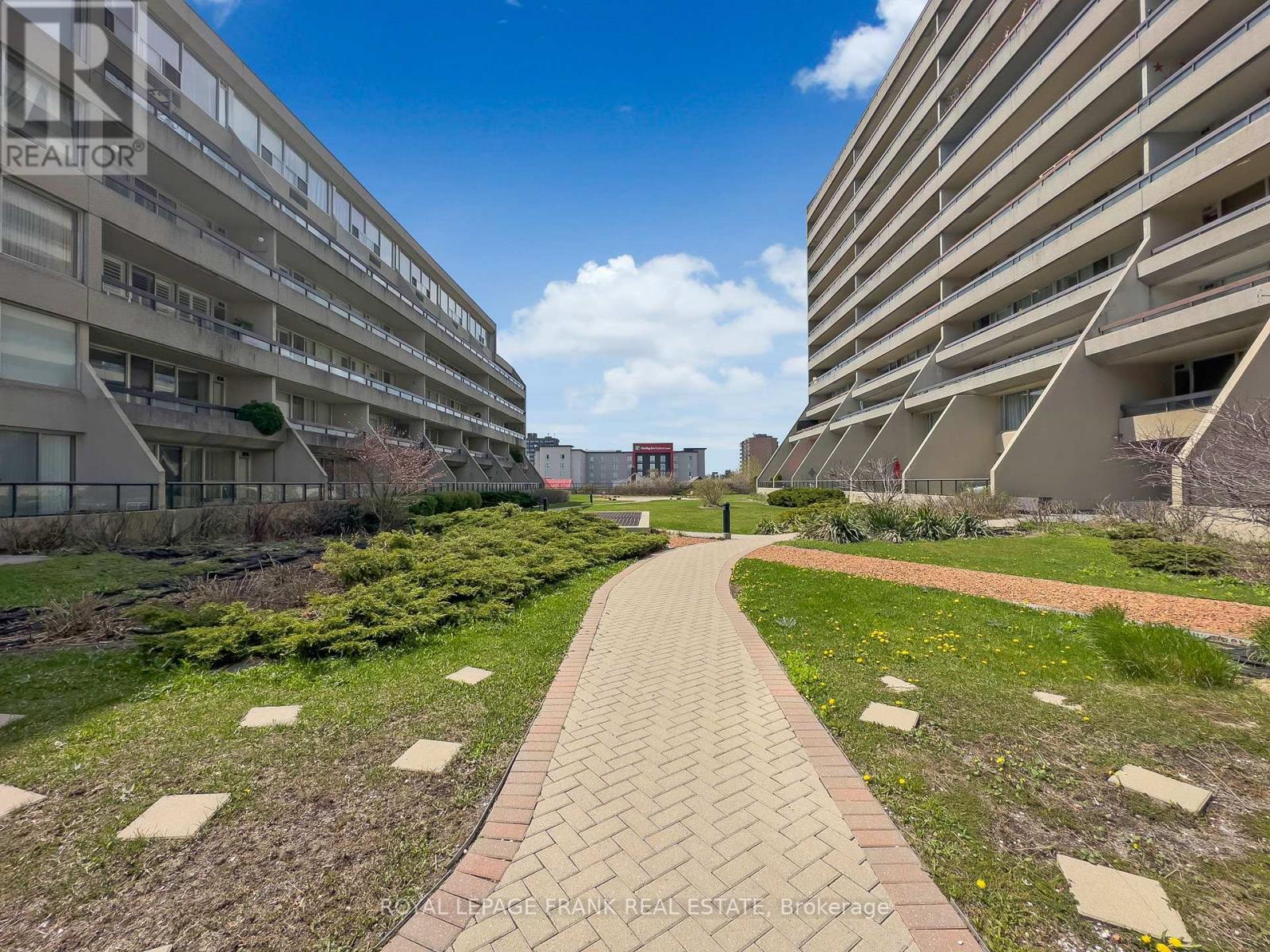 1103 - 55 William Street E, Oshawa (O'neill), Ontario  L1G 7C9 - Photo 31 - E13047042