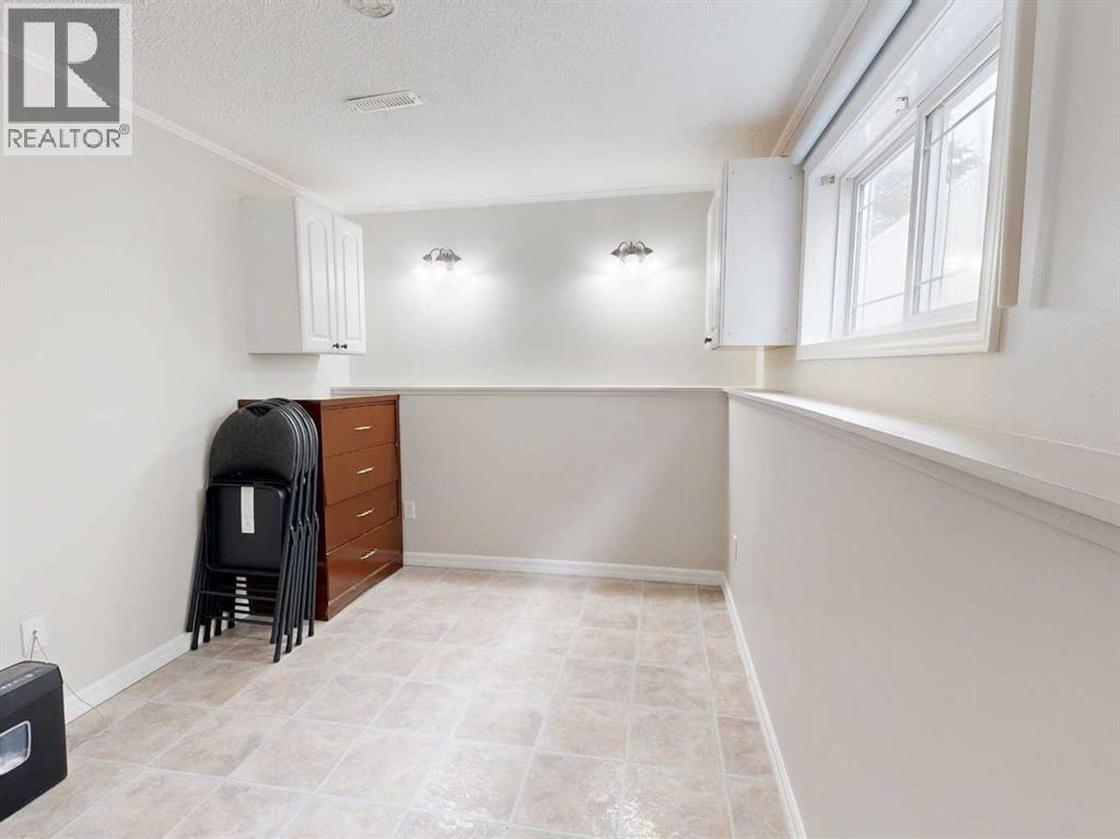 9622 77 Avenue, Grande Prairie, Alberta  T8V 4L6 - Photo 18 - A2303809