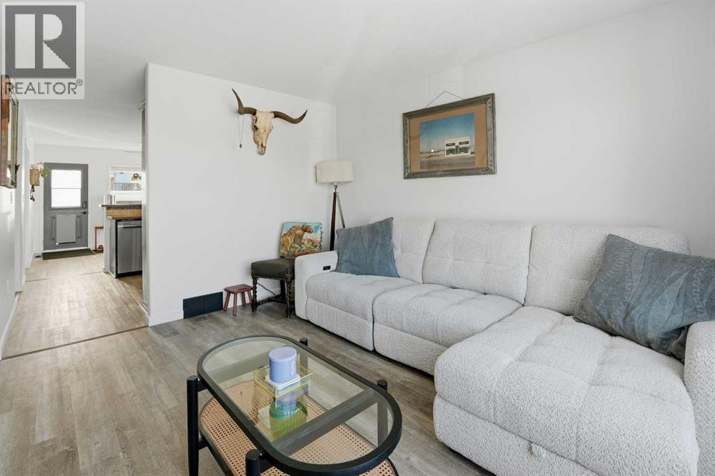 5807 44 Avenue, Rocky Mountain House, Alberta  T4T 0A1 - Photo 5 - A2283482