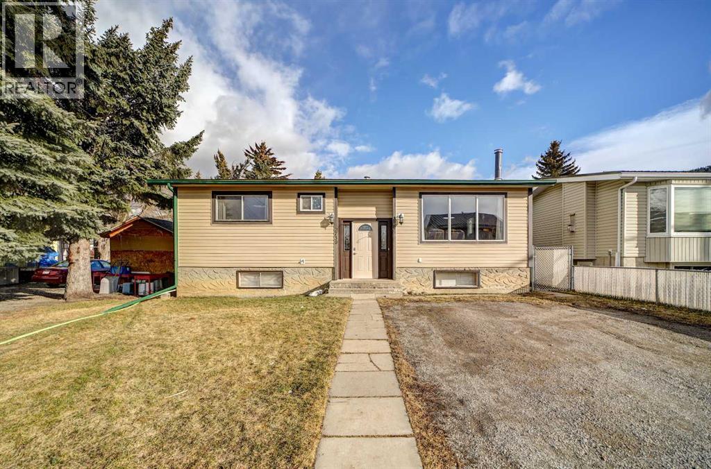 2730 226 Street, Bellevue, Alberta  T0K 0E0 - Photo 1 - A2294720