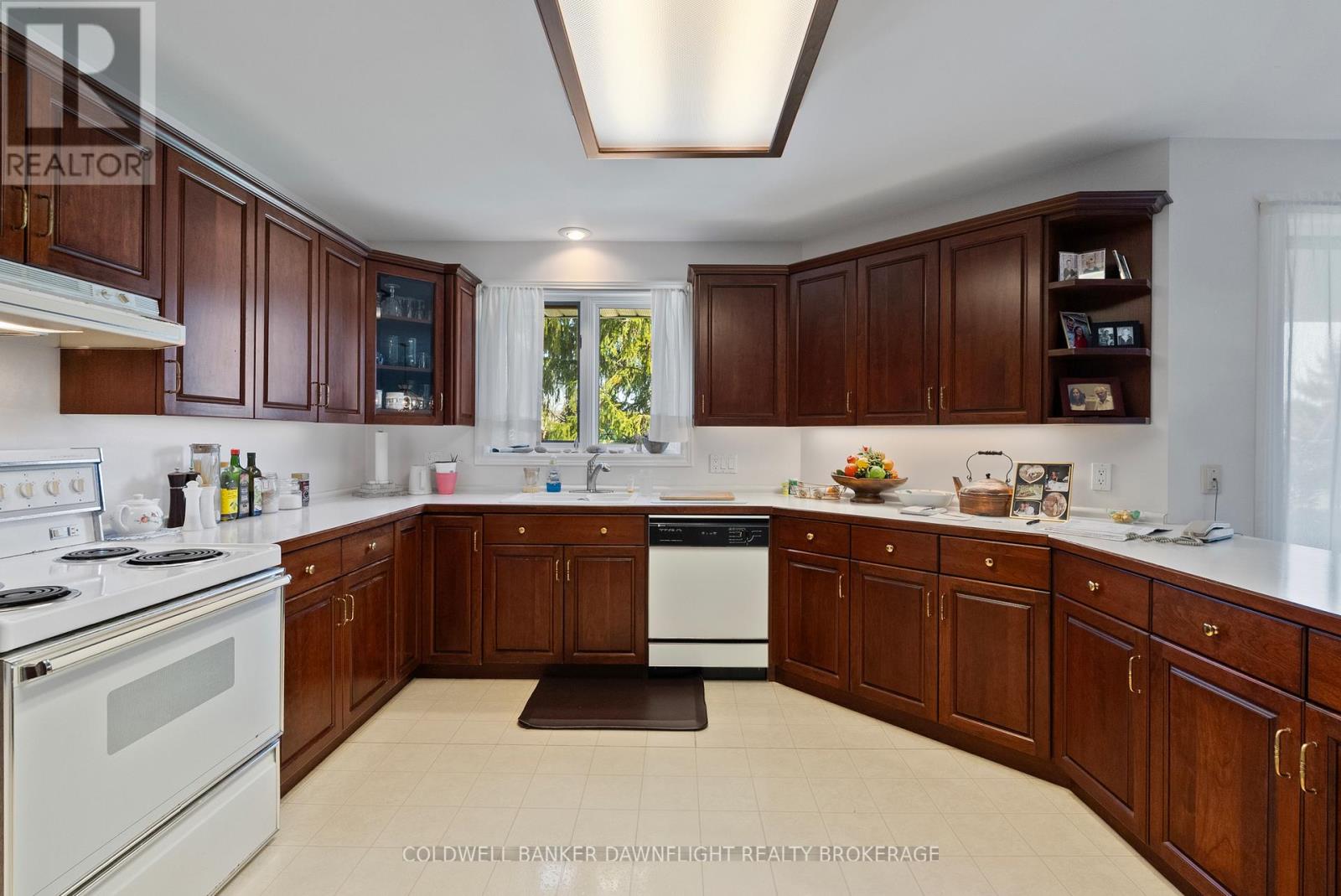 6 Durand Court, Bluewater, Ontario  N0M 2T0 - Photo 14 - X13046868