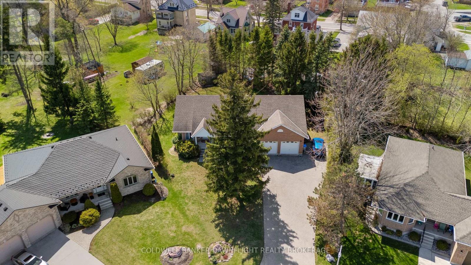 6 Durand Court, Bluewater, Ontario  N0M 2T0 - Photo 3 - X13046868