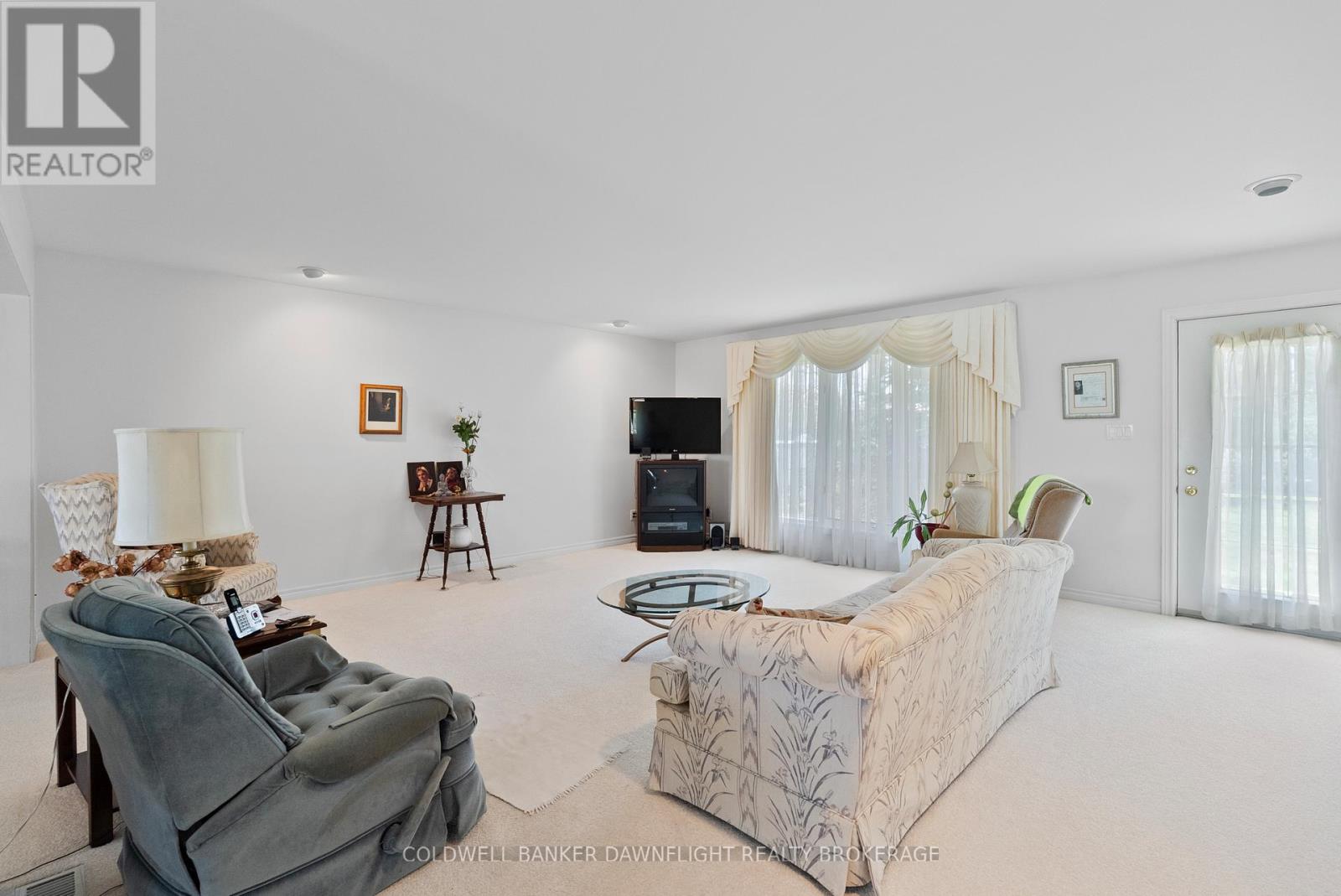 6 Durand Court, Bluewater, Ontario  N0M 2T0 - Photo 8 - X13046868