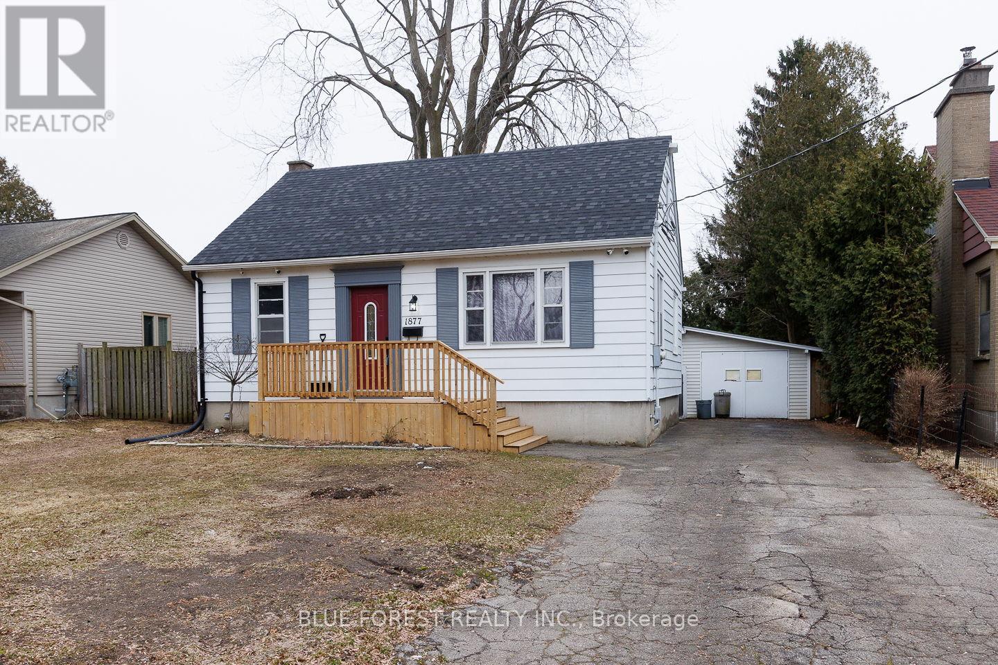 1877 Royal Crescent, London East, Ontario  N5W 2A9 - Photo 2 - X13046980