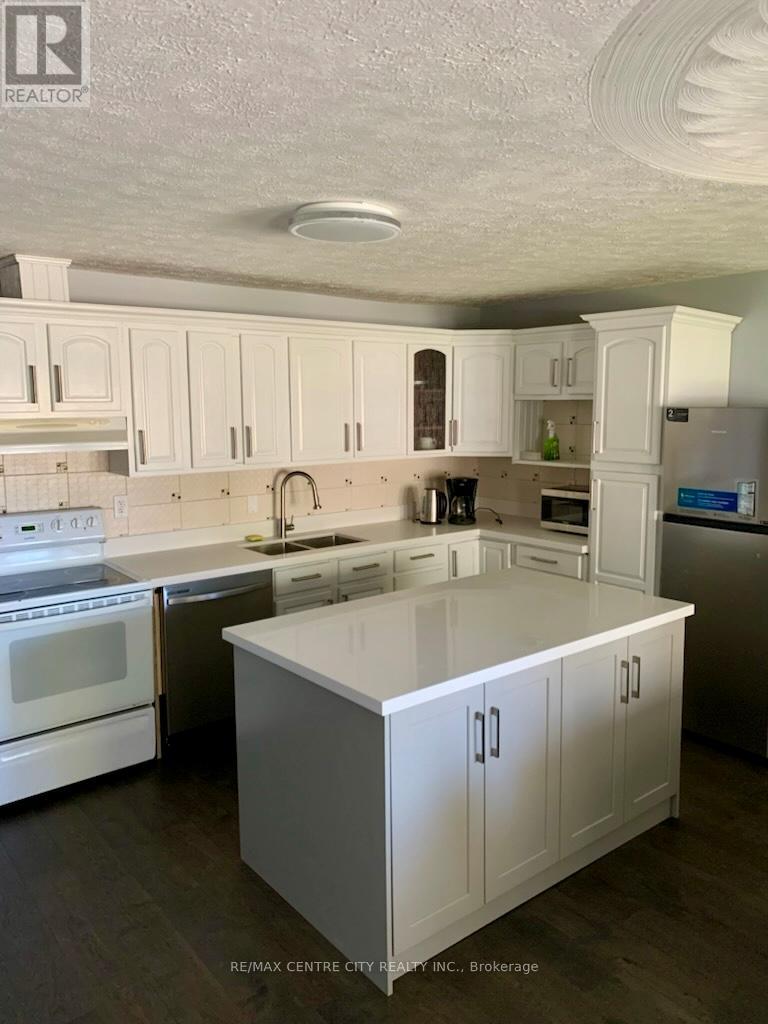 1119 Melsandra Avenue, London East, Ontario  N5Y 4N7 - Photo 2 - X13047002