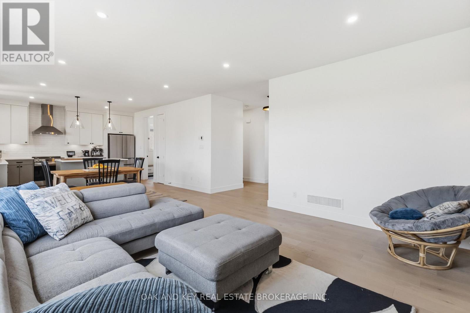 13 Briscoe Crescent, Strathroy-Caradoc, Ontario  N7G 0G3 - Photo 13 - X13047036