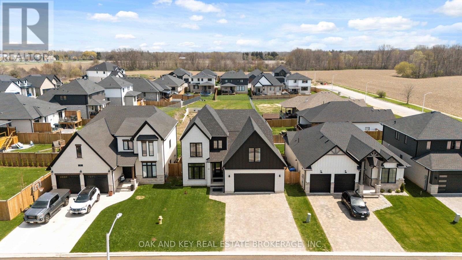 13 Briscoe Crescent, Strathroy-Caradoc, Ontario  N7G 0G3 - Photo 47 - X13047036