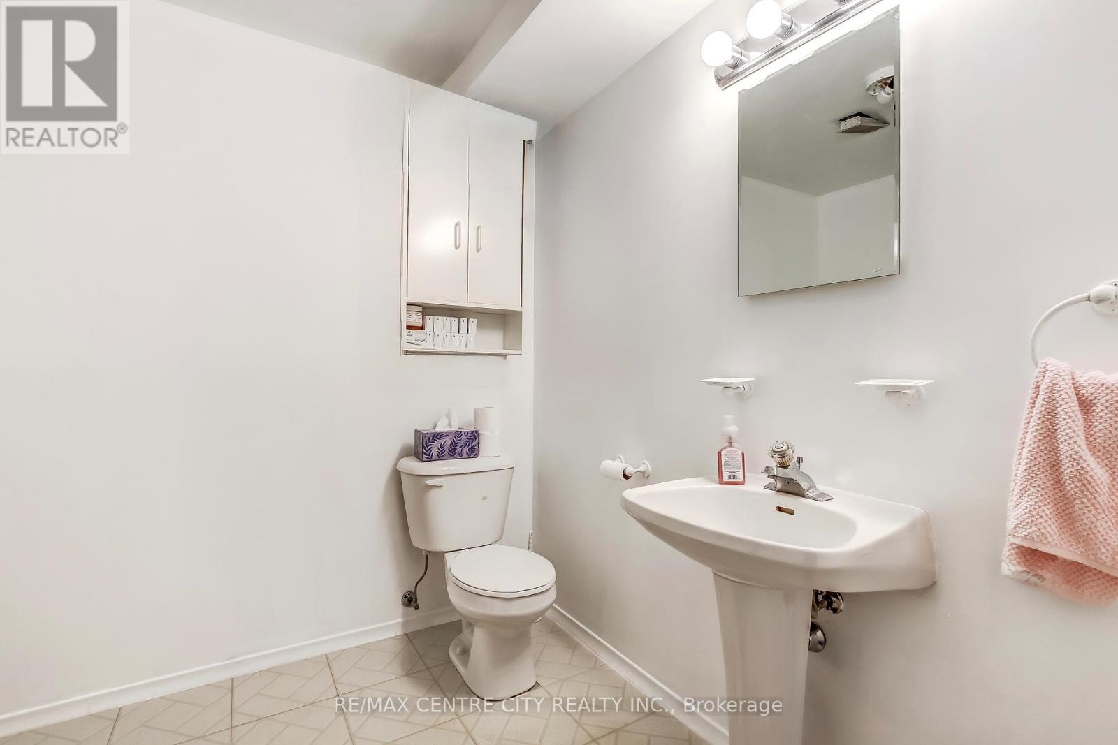 228 Pochard Lane, London East, Ontario  N5W 5Z3 - Photo 12 - X13047066