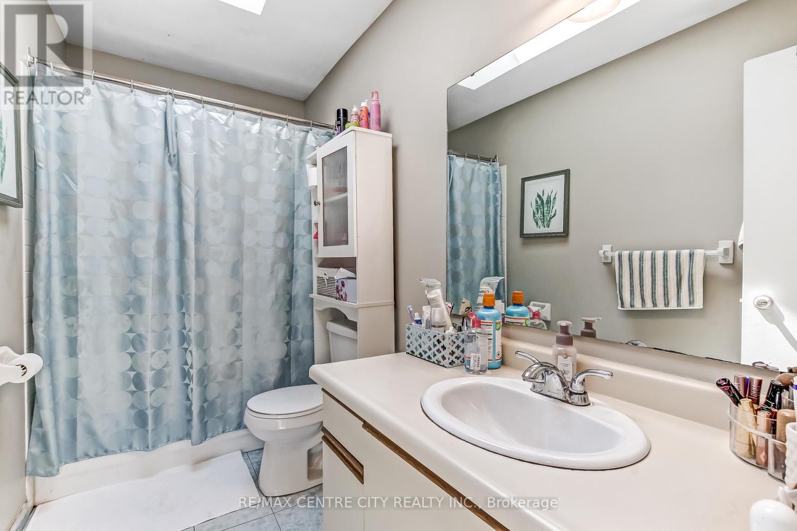 228 Pochard Lane, London East, Ontario  N5W 5Z3 - Photo 9 - X13047066