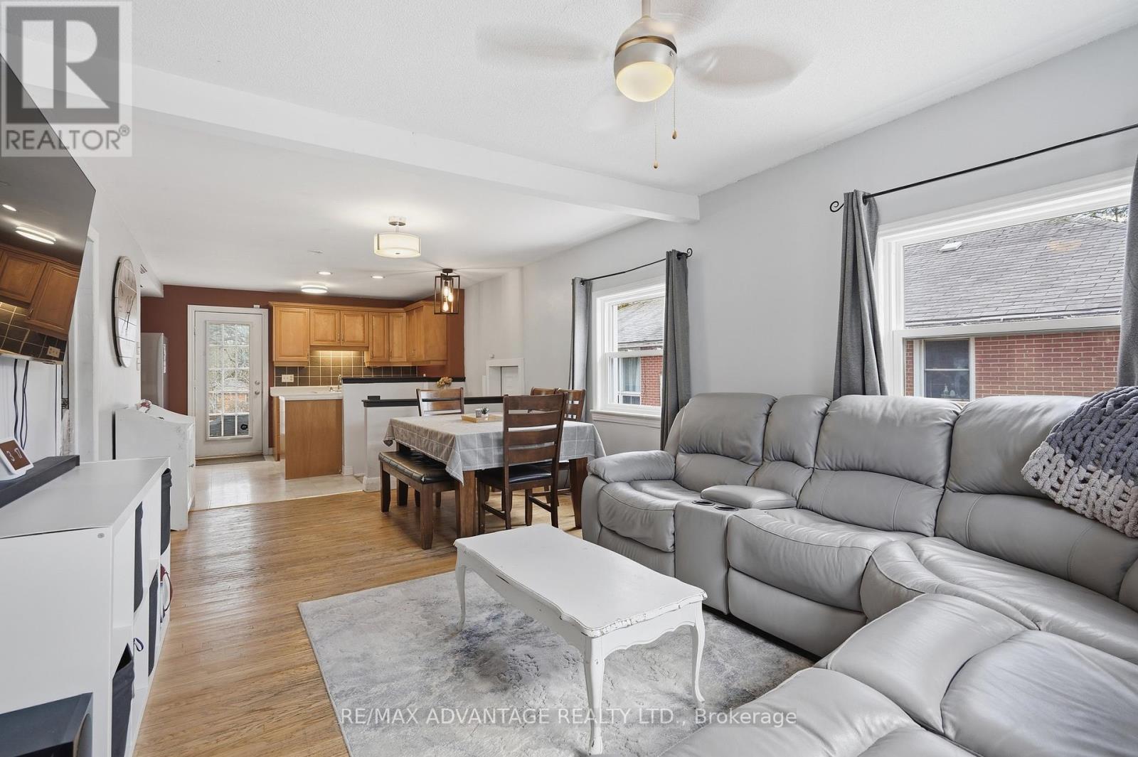 186 Emerson Avenue, London South, Ontario  N5Z 3L7 - Photo 6 - X13047168