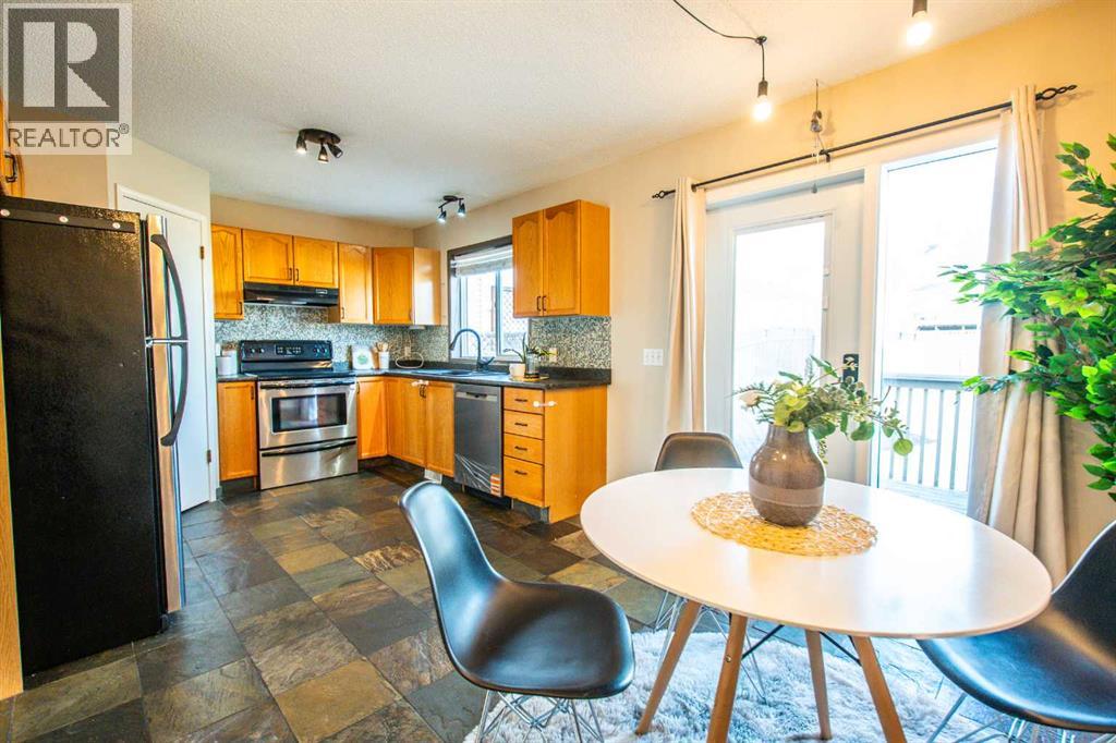 84 Hidden Green NW, Calgary, Alberta  T3A 5K7 - Photo 16 - A2296267