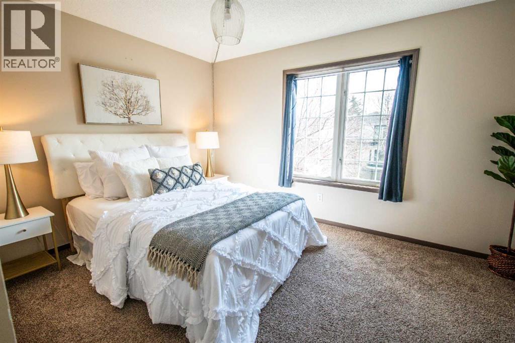 84 Hidden Green NW, Calgary, Alberta  T3A 5K7 - Photo 20 - A2296267