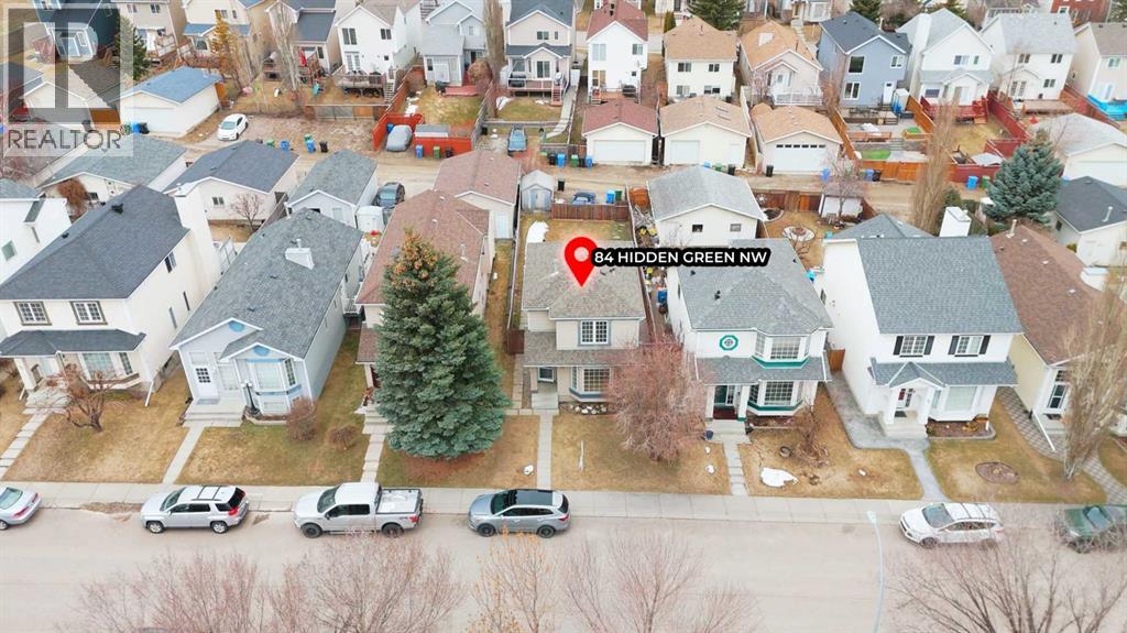 84 Hidden Green NW, Calgary, Alberta  T3A 5K7 - Photo 2 - A2296267