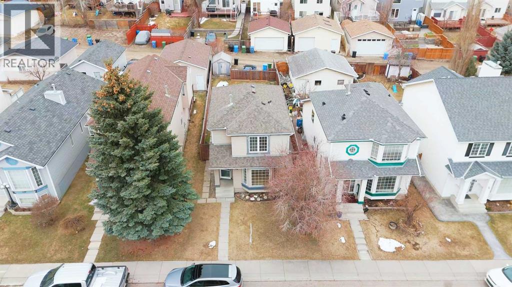 84 Hidden Green NW, Calgary, Alberta  T3A 5K7 - Photo 39 - A2296267