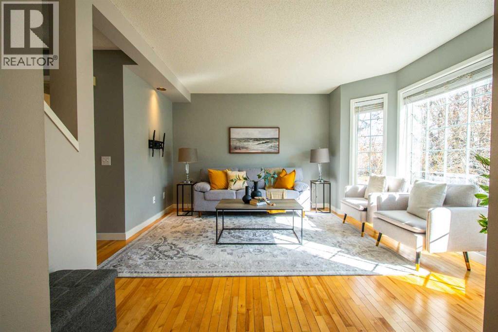 84 Hidden Green NW, Calgary, Alberta  T3A 5K7 - Photo 6 - A2296267