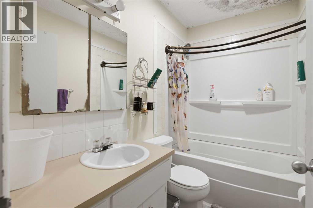 6131 Bowness Road Nw, Calgary, Alberta  T3B 0C9 - Photo 13 - A2296697