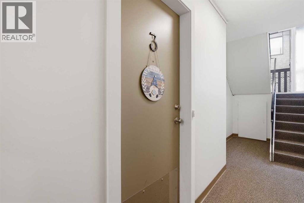 6131 Bowness Road Nw, Calgary, Alberta  T3B 0C9 - Photo 21 - A2296697