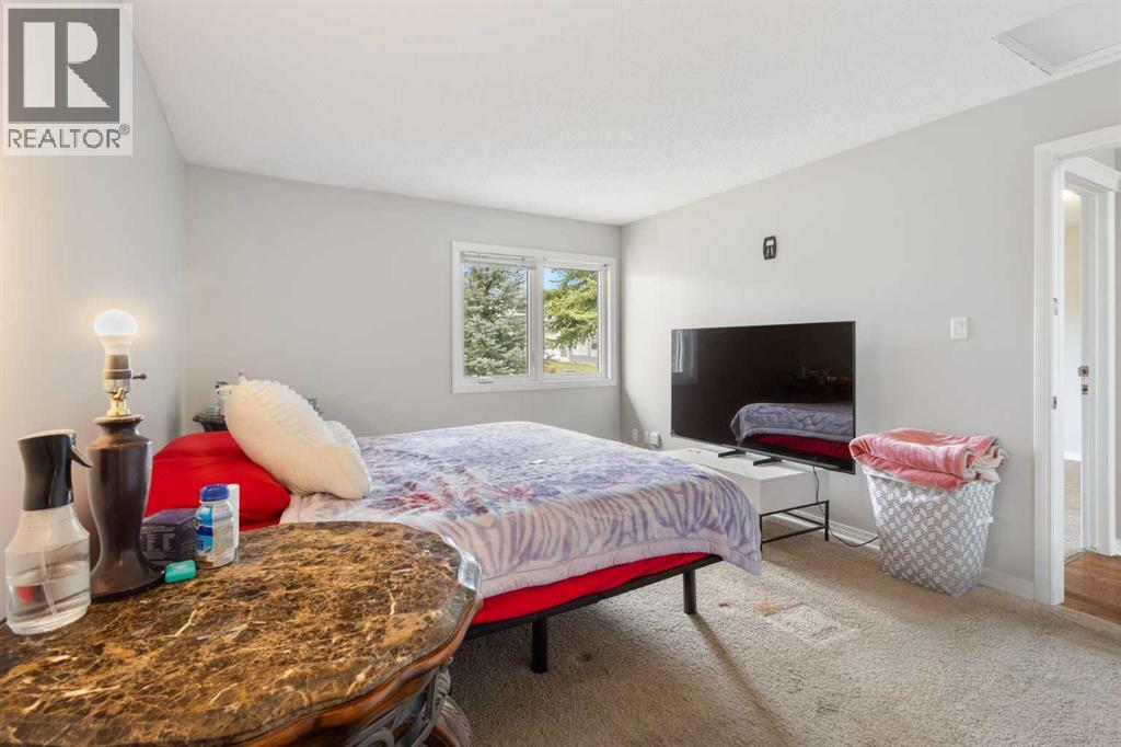 107 Woodbine Boulevard Sw, Calgary, Alberta  T2W 3W8 - Photo 15 - A2305084