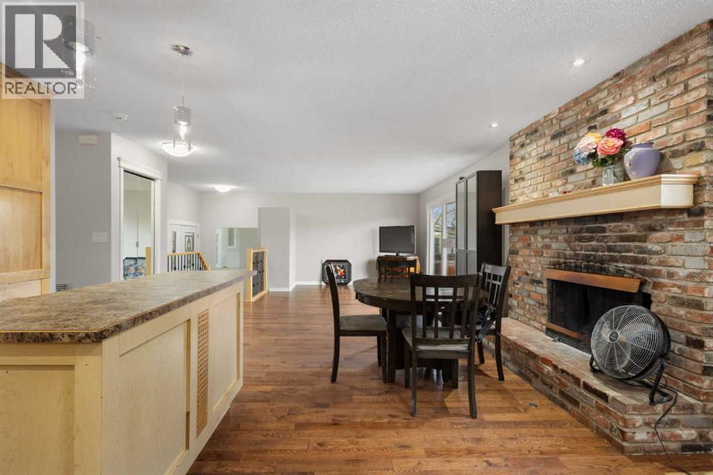 107 Woodbine Boulevard Sw, Calgary, Alberta  T2W 3W8 - Photo 10 - A2305084