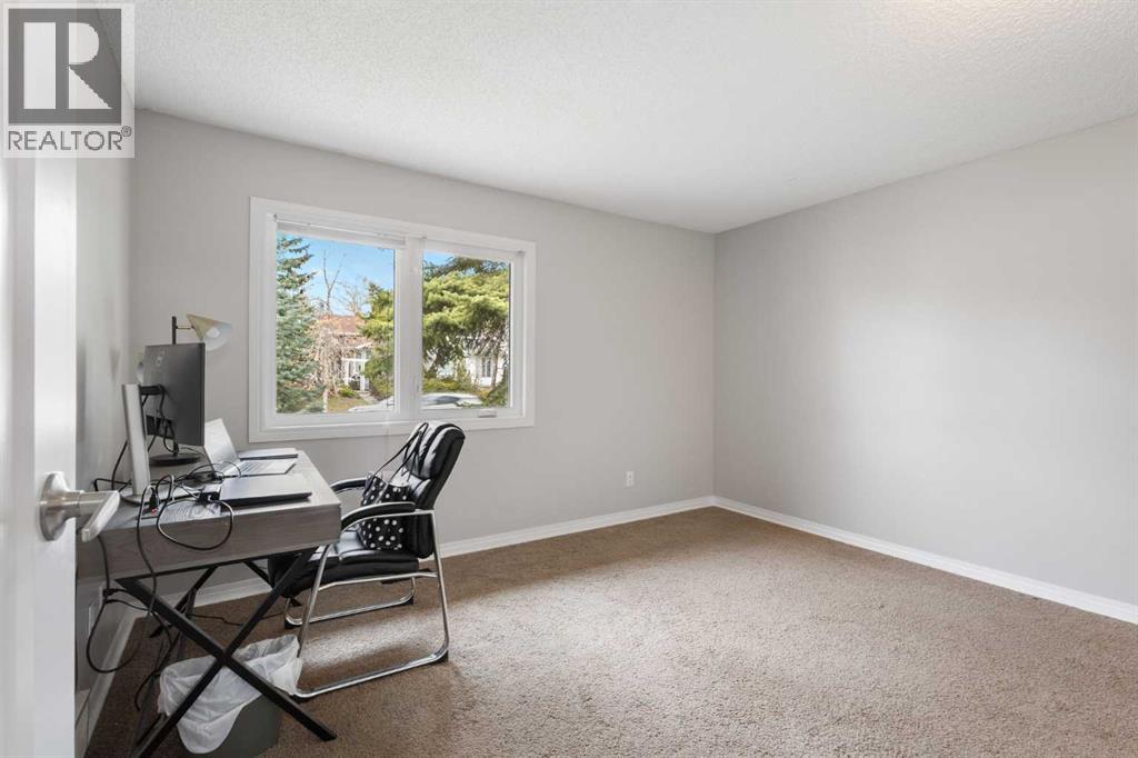 107 Woodbine Boulevard Sw, Calgary, Alberta  T2W 3W8 - Photo 18 - A2305084