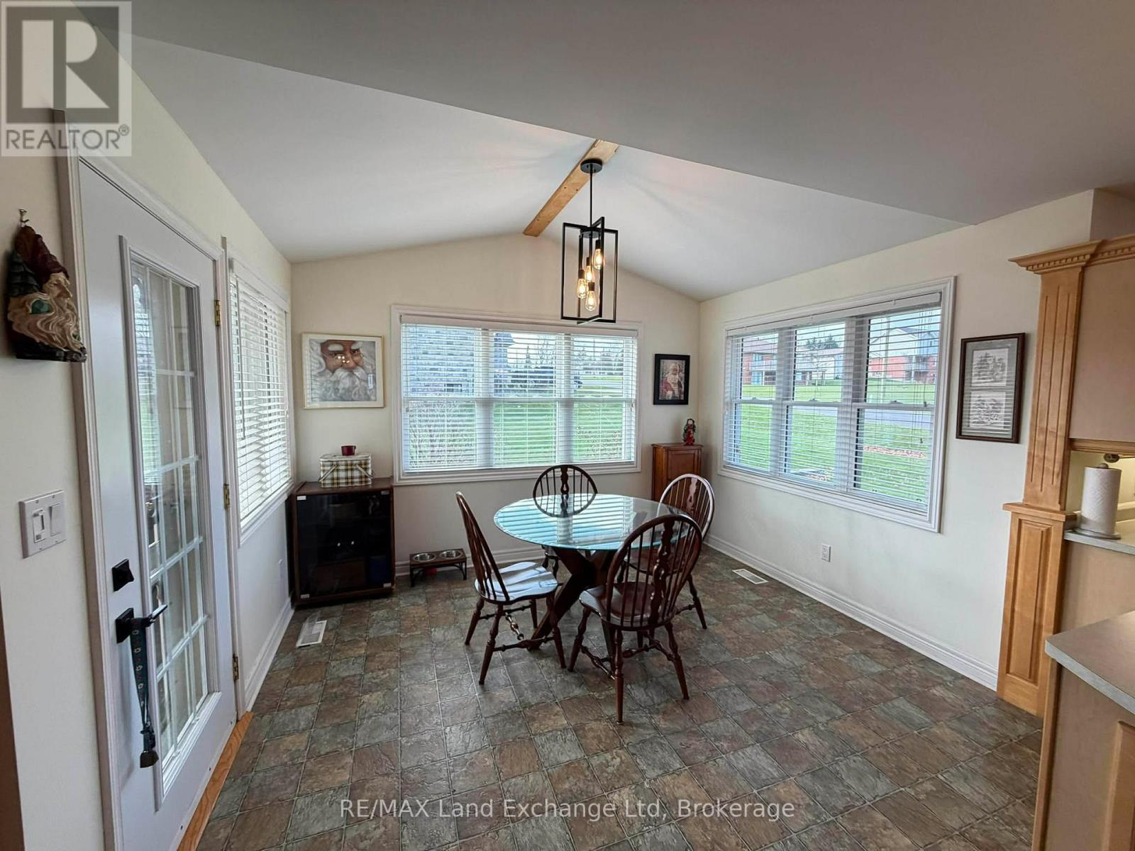 122 James Street, Arran-Elderslie, Ontario  N0G 2N0 - Photo 11 - X12952644