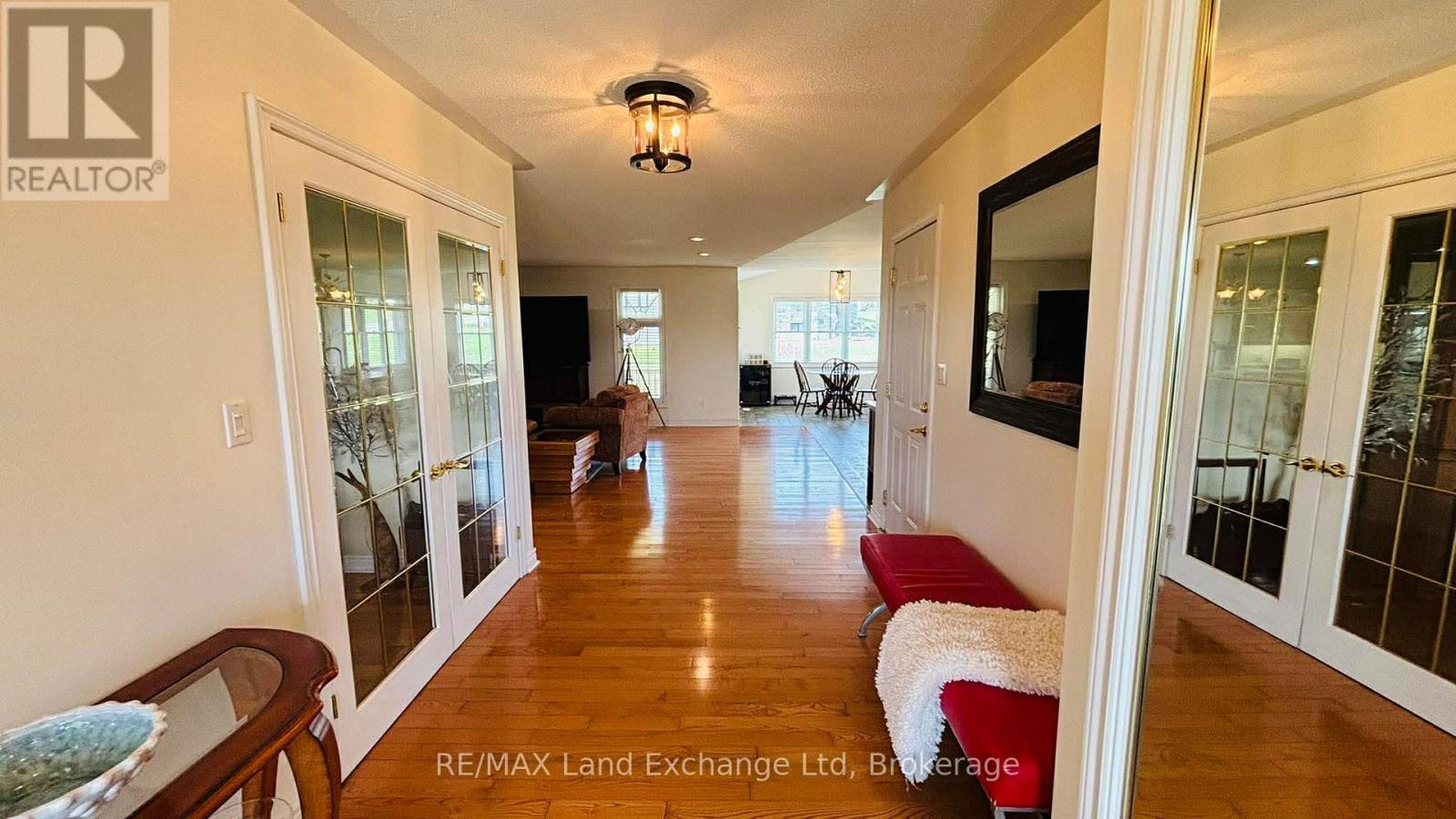 122 James Street, Arran-Elderslie, Ontario  N0G 2N0 - Photo 5 - X12952644