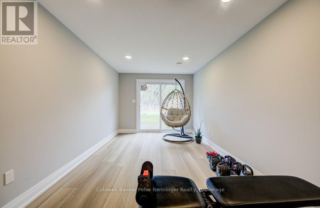 126 Second Street, Brockton, Ontario  N0G 2V0 - Photo 37 - X12984656