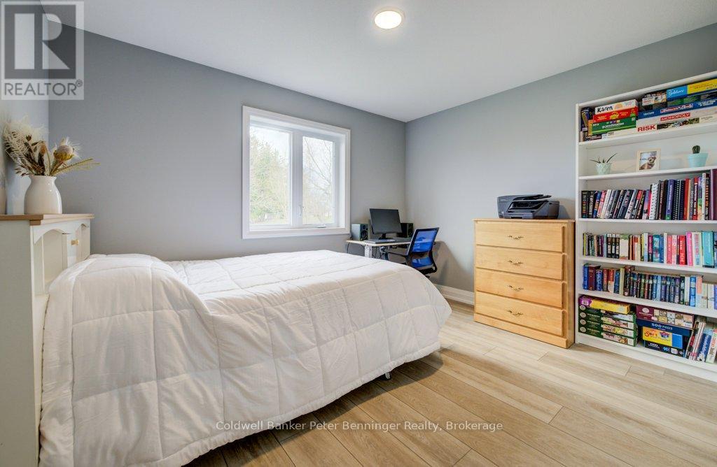 126 Second Street, Brockton, Ontario  N0G 2V0 - Photo 29 - X12984656